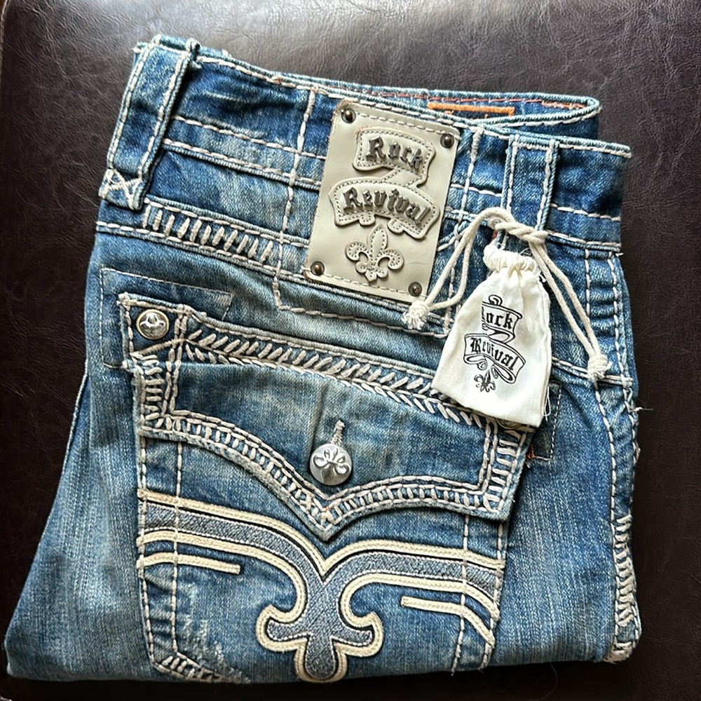 Men’s Rock Revival Joseph Slim Straight Jean